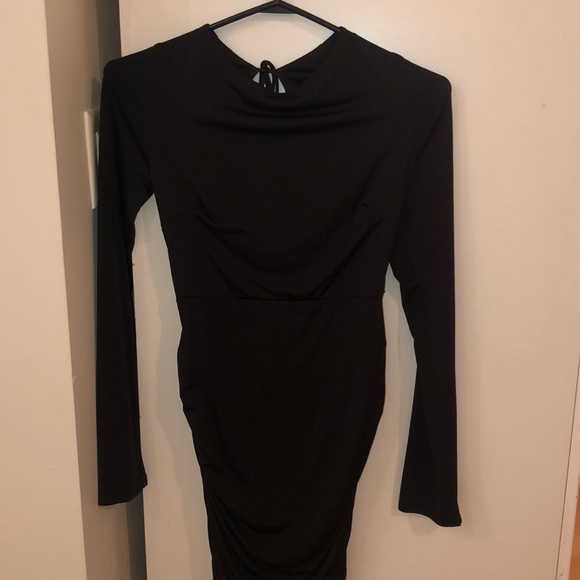Tight black open back dress - Picture 1 of 3